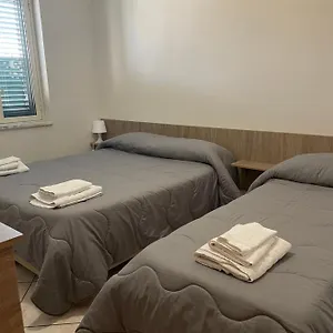 Airport Tourist's House , Catania Italia